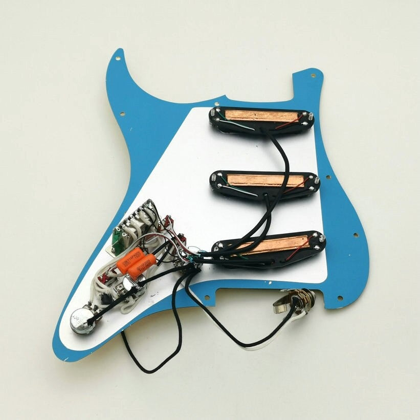 Golden mirror Stratocas Guitar Pickups fully loaded pickguard Humbucker Pickups Multifunctional push-pull single cut switch