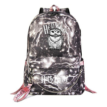 School Of Witchcraft And Wizardry Badge Usb Youth Student Backpack For Men And Women's Leisure Travel Backpack
